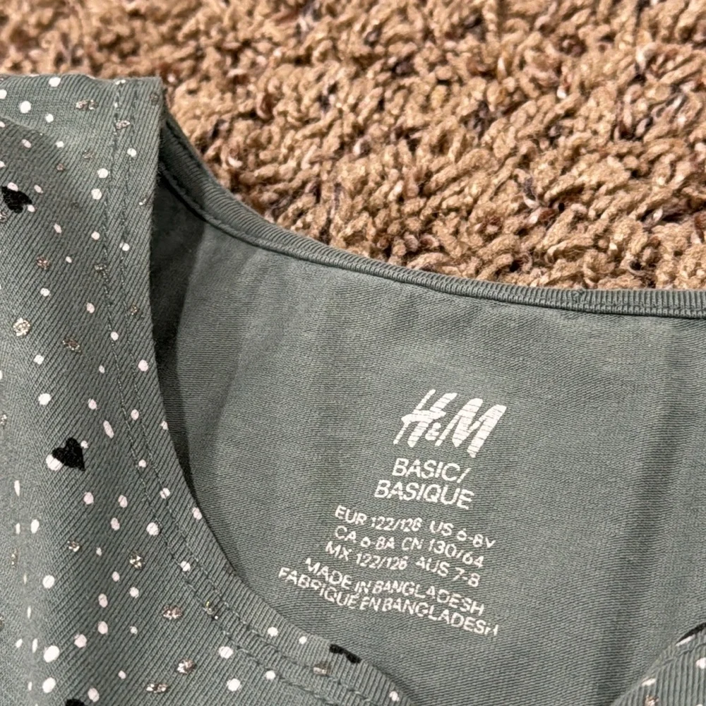 H&M Everyday Dress Girls Sage Green Long Sleeve Dotted Hearts Size 6/8